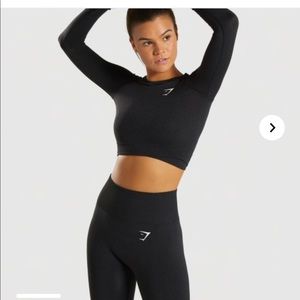 Gymshark seamless long sleeve crop top black